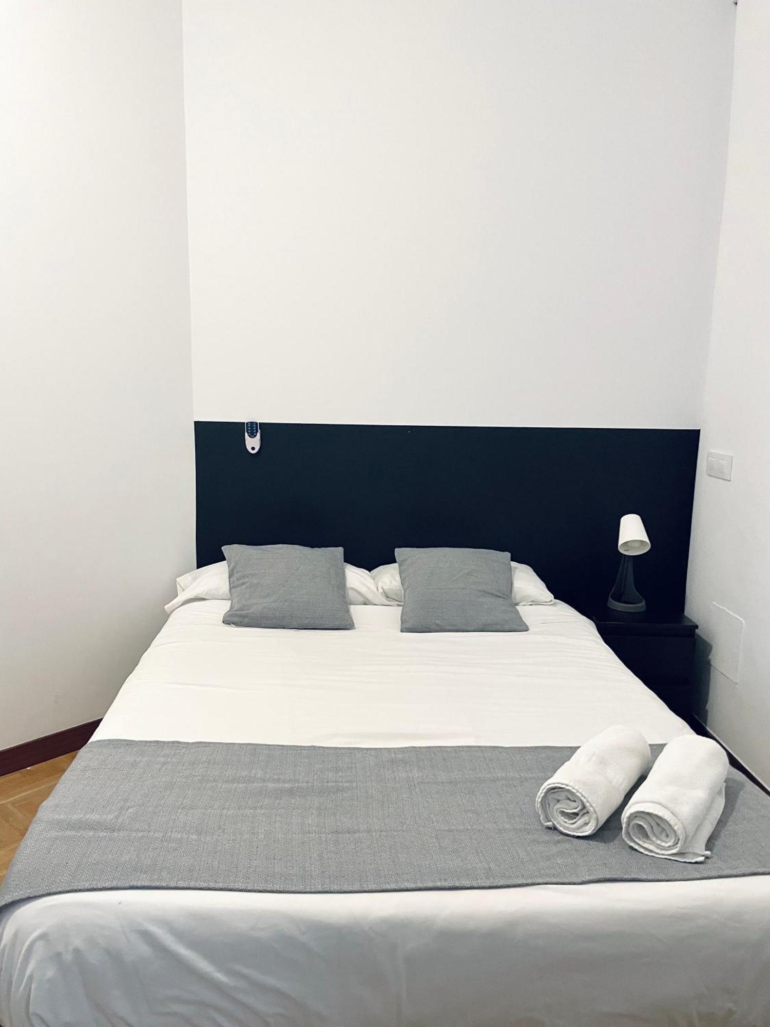 Ibiza Habitaciones 마드리드 외부 사진